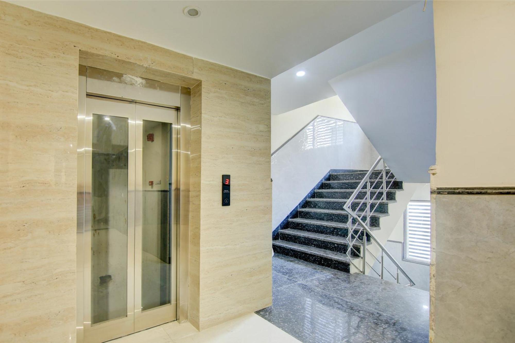 Hotel Smart Signature By Smart Group New Delhi Extérieur photo