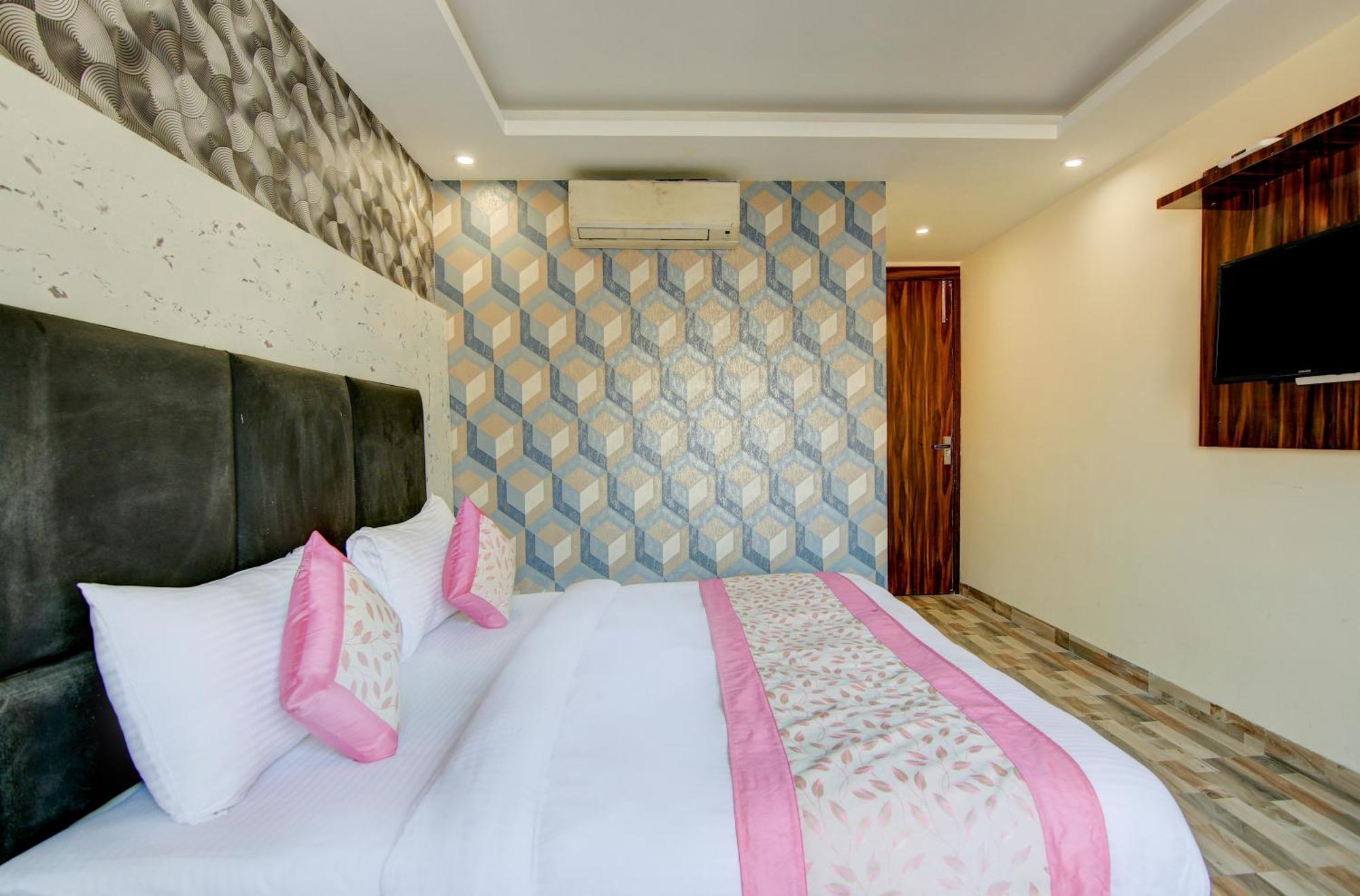 Hotel Smart Signature By Smart Group New Delhi Extérieur photo