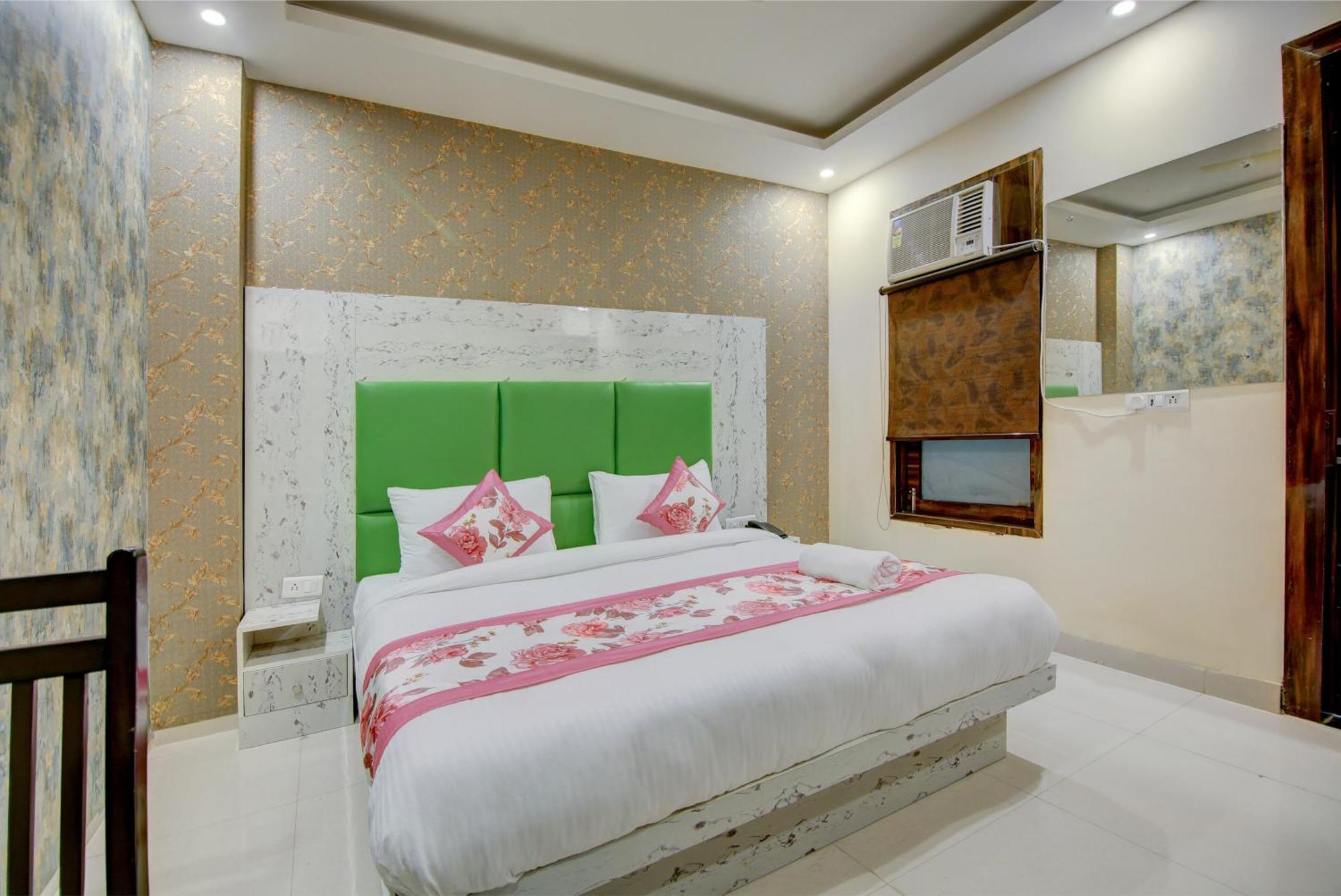 Hotel Smart Signature By Smart Group New Delhi Extérieur photo