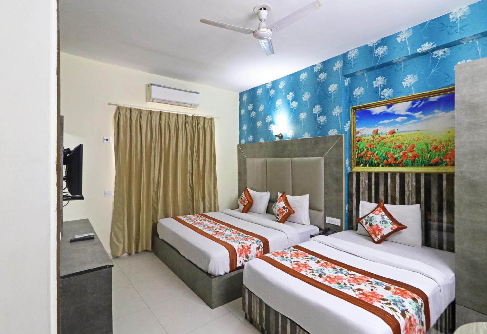 Hotel Smart Signature By Smart Group New Delhi Extérieur photo